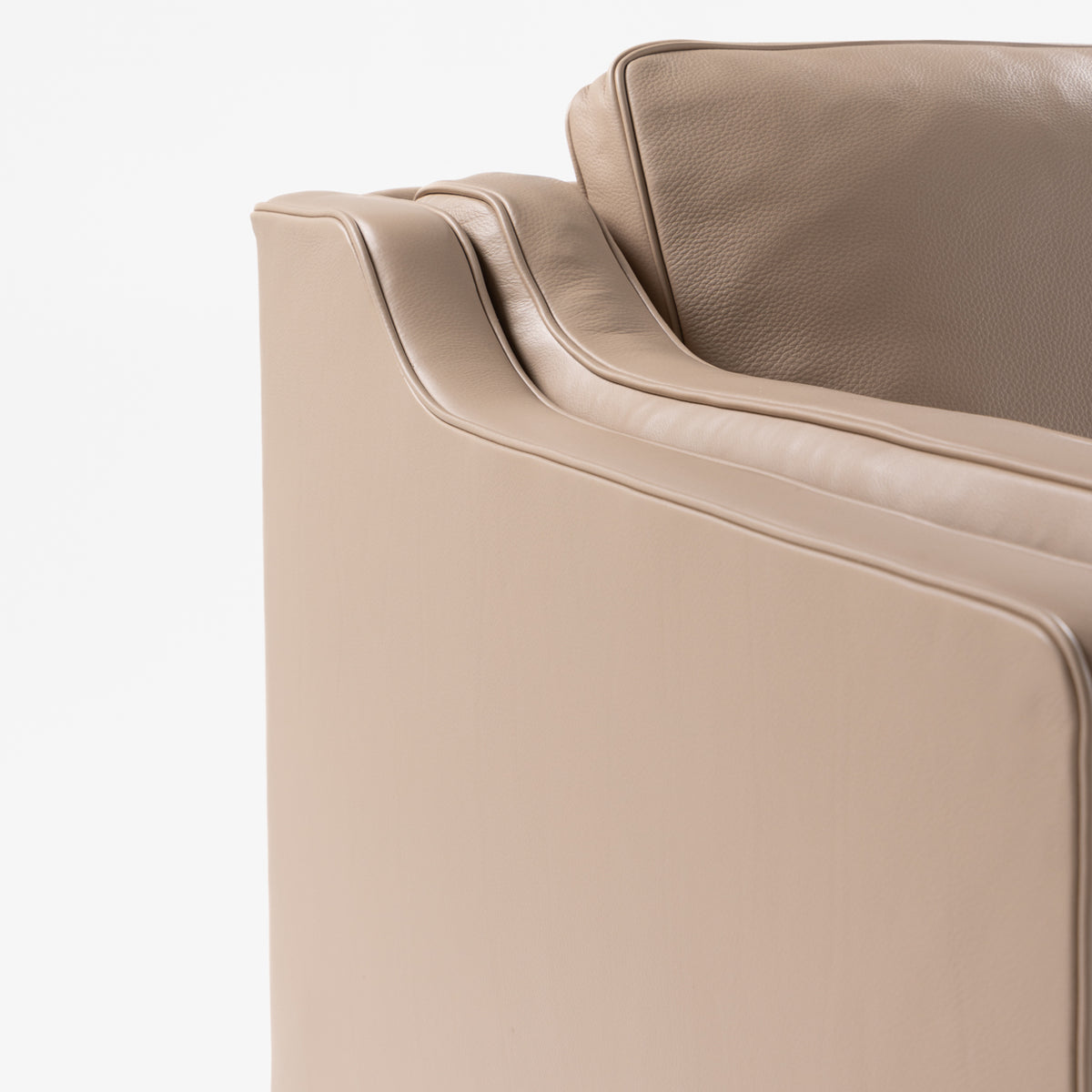 BM 2213 - Reupholstered 3-seater sofa