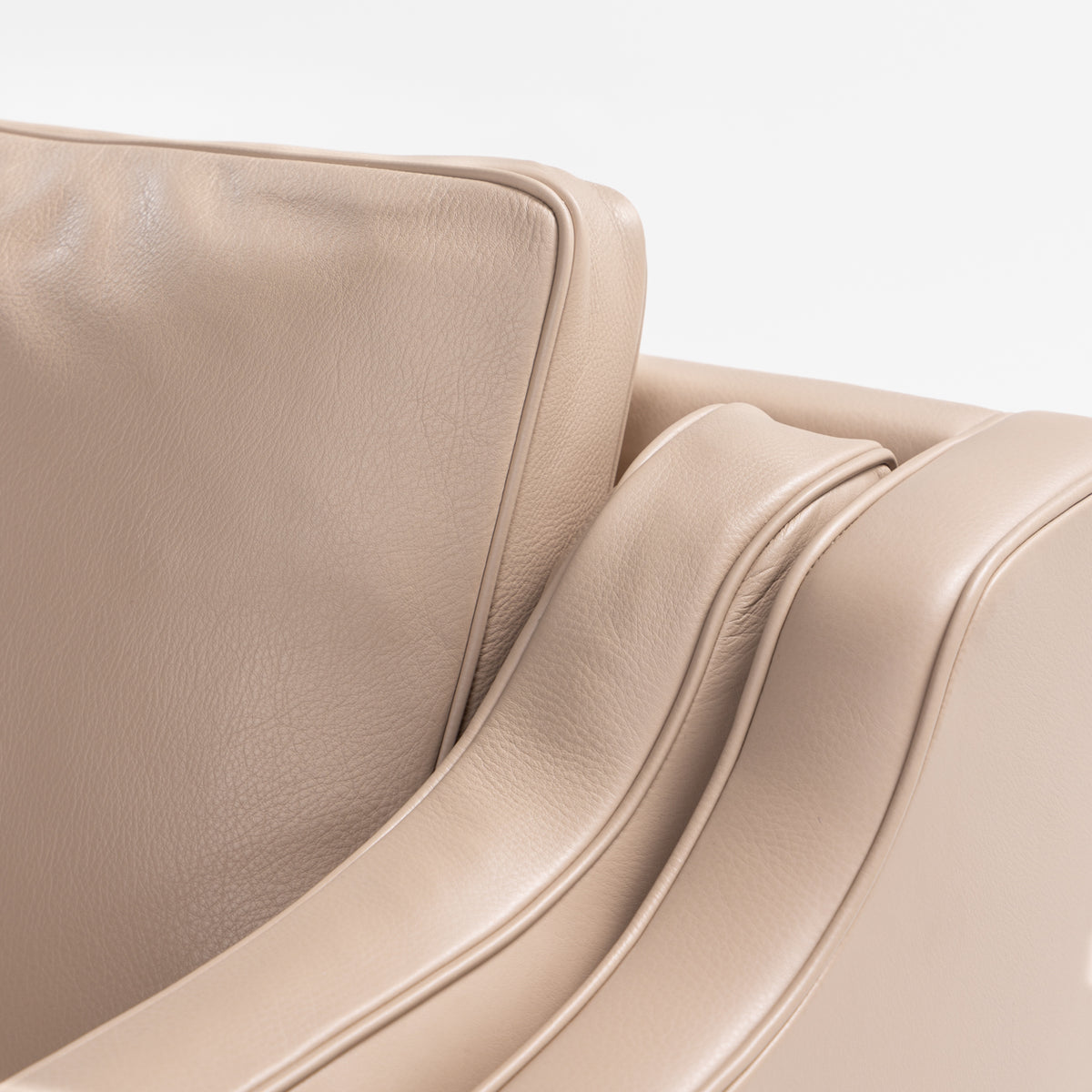 BM 2213 - Reupholstered 3-seater sofa