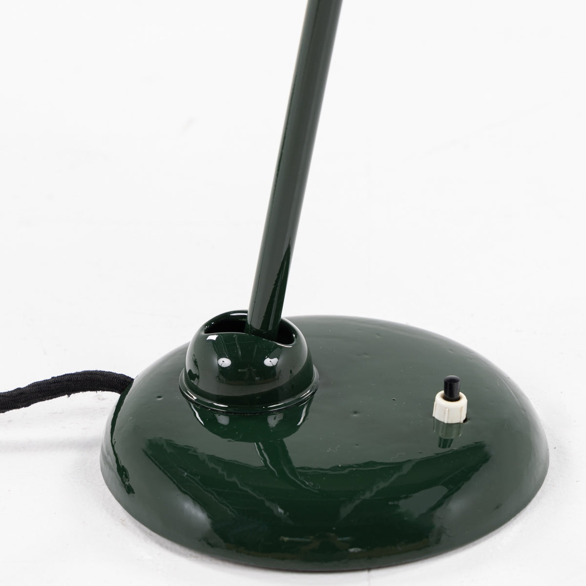 Model 6556 - Table lamp in green metal