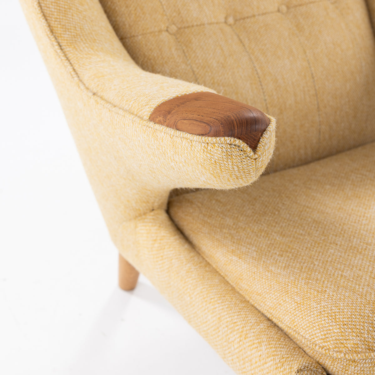AP 19 - Papa Bar Chair in textile