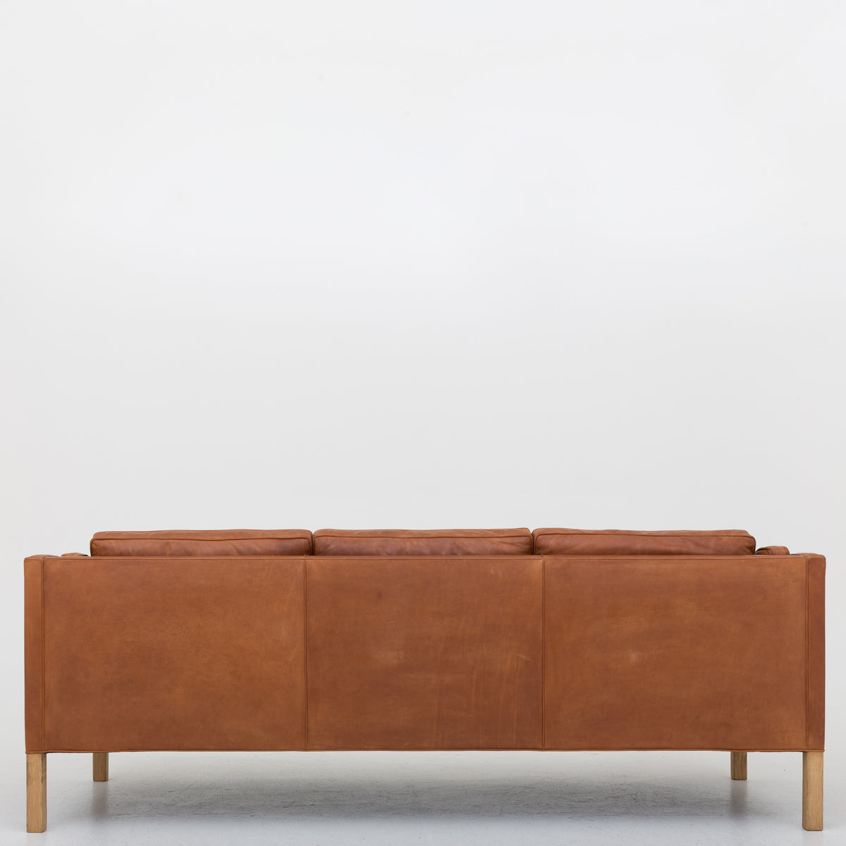 BM 2213 - 3-seater sofa in Dunes Cognac