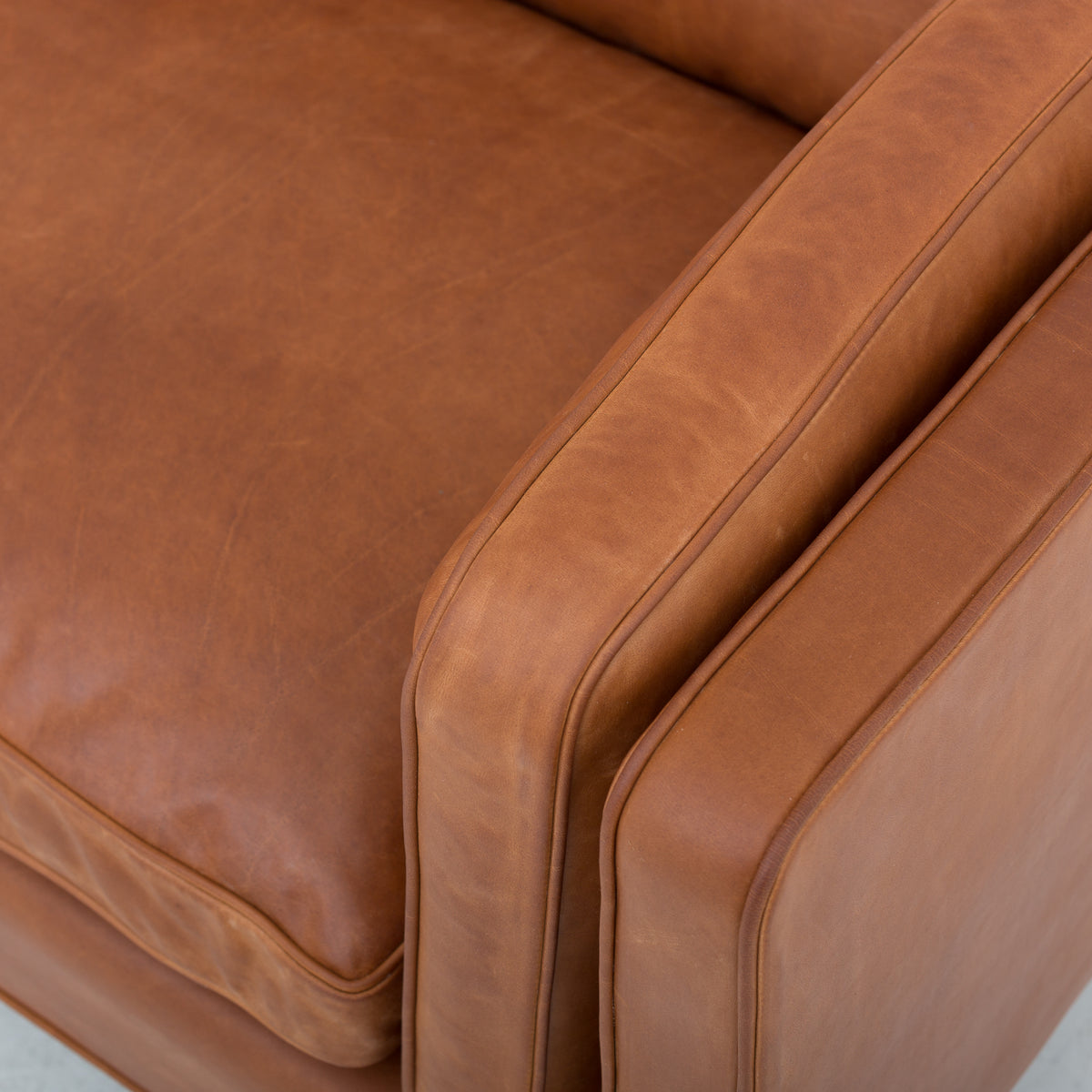 BM 2213 - 3-seater sofa in Dunes Cognac
