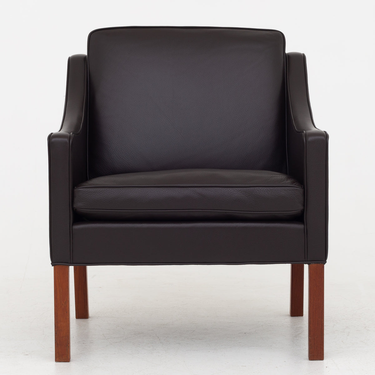 BM 2207 - Easy chair in brown Prestige leather