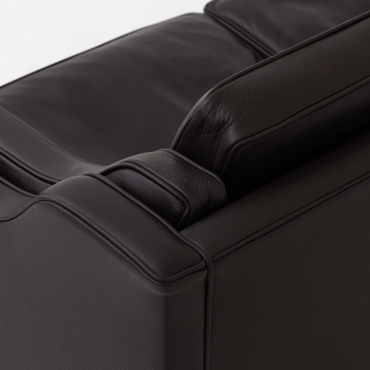 BM 2212 - 2-seater sofa in new brown leather