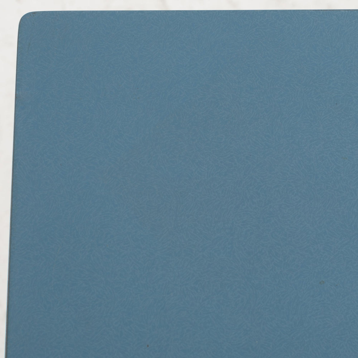 Coffee table w. blue formica