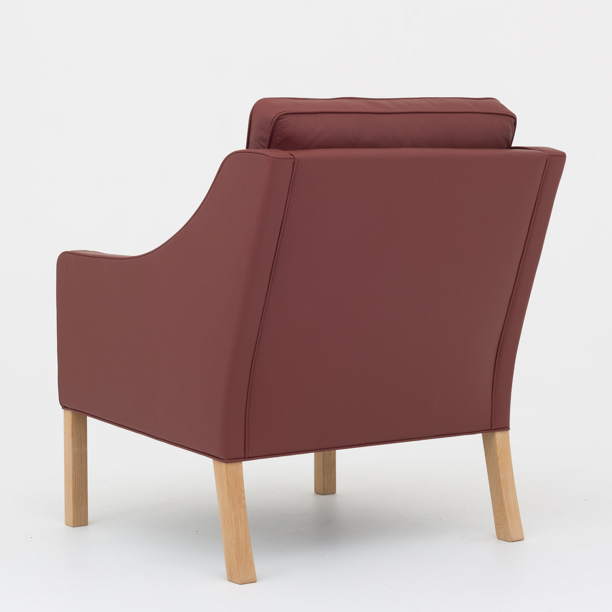 BM 2207 - Easy chair in Spectrum Rust
