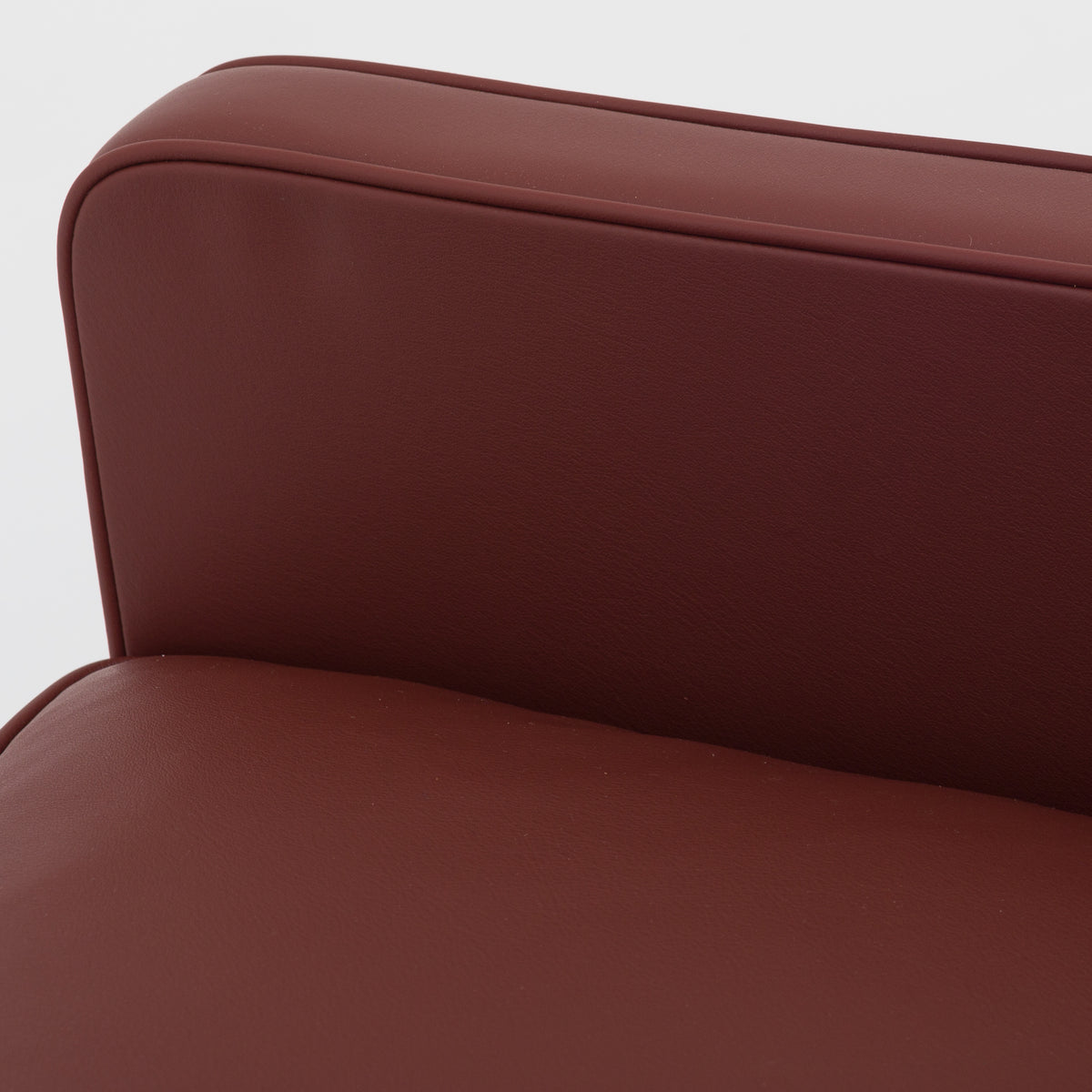 BM 2207 - Easy chair in Spectrum Rust