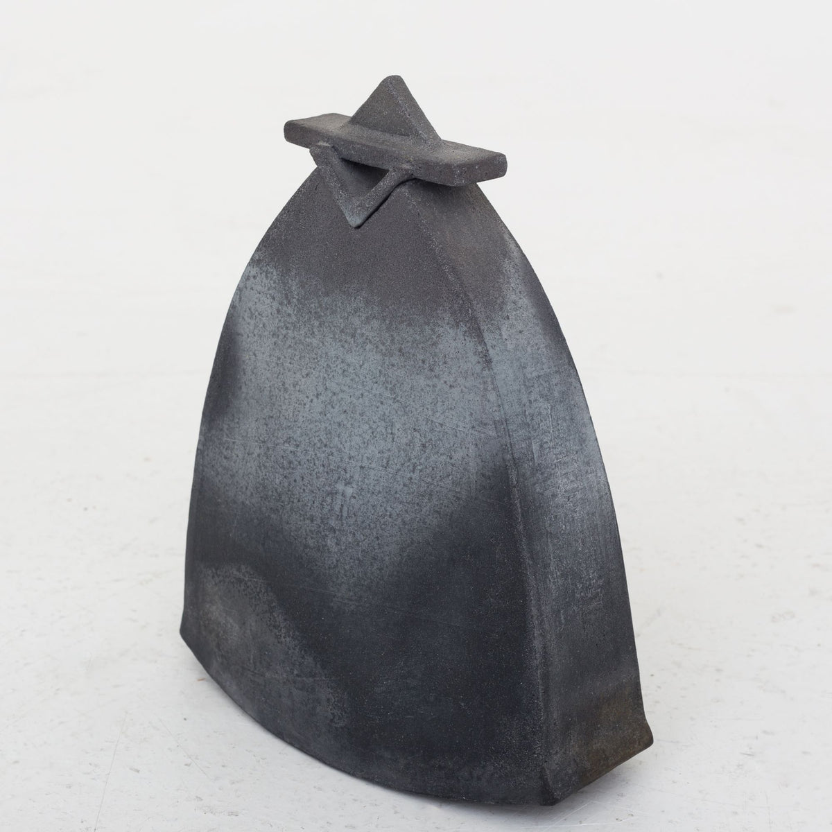Vase in stoneware