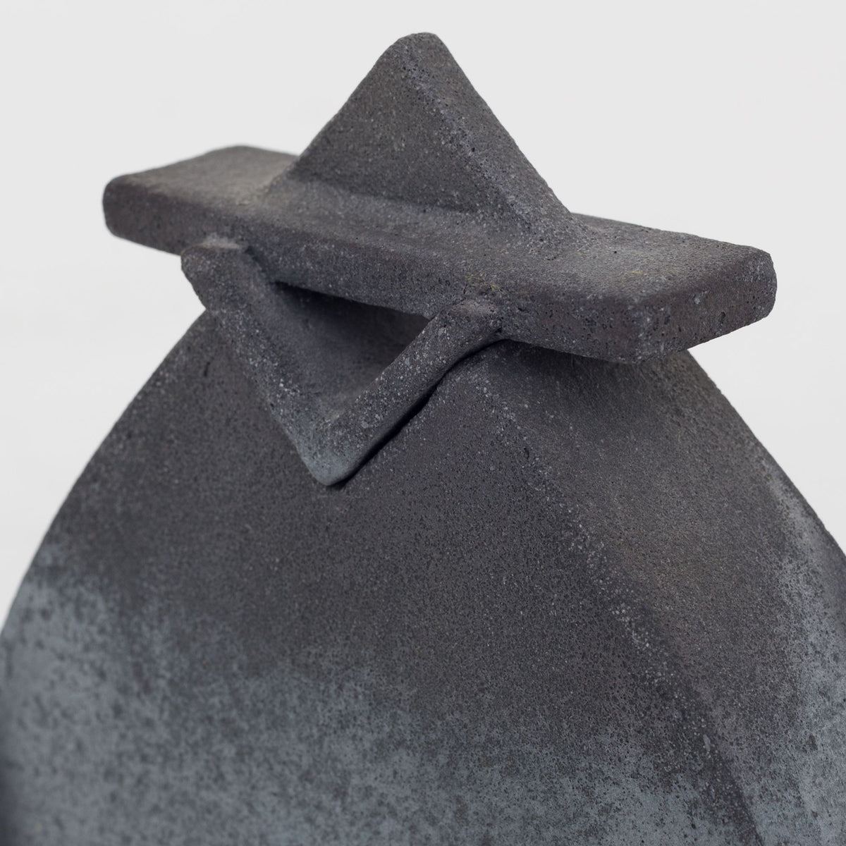 Vase in stoneware