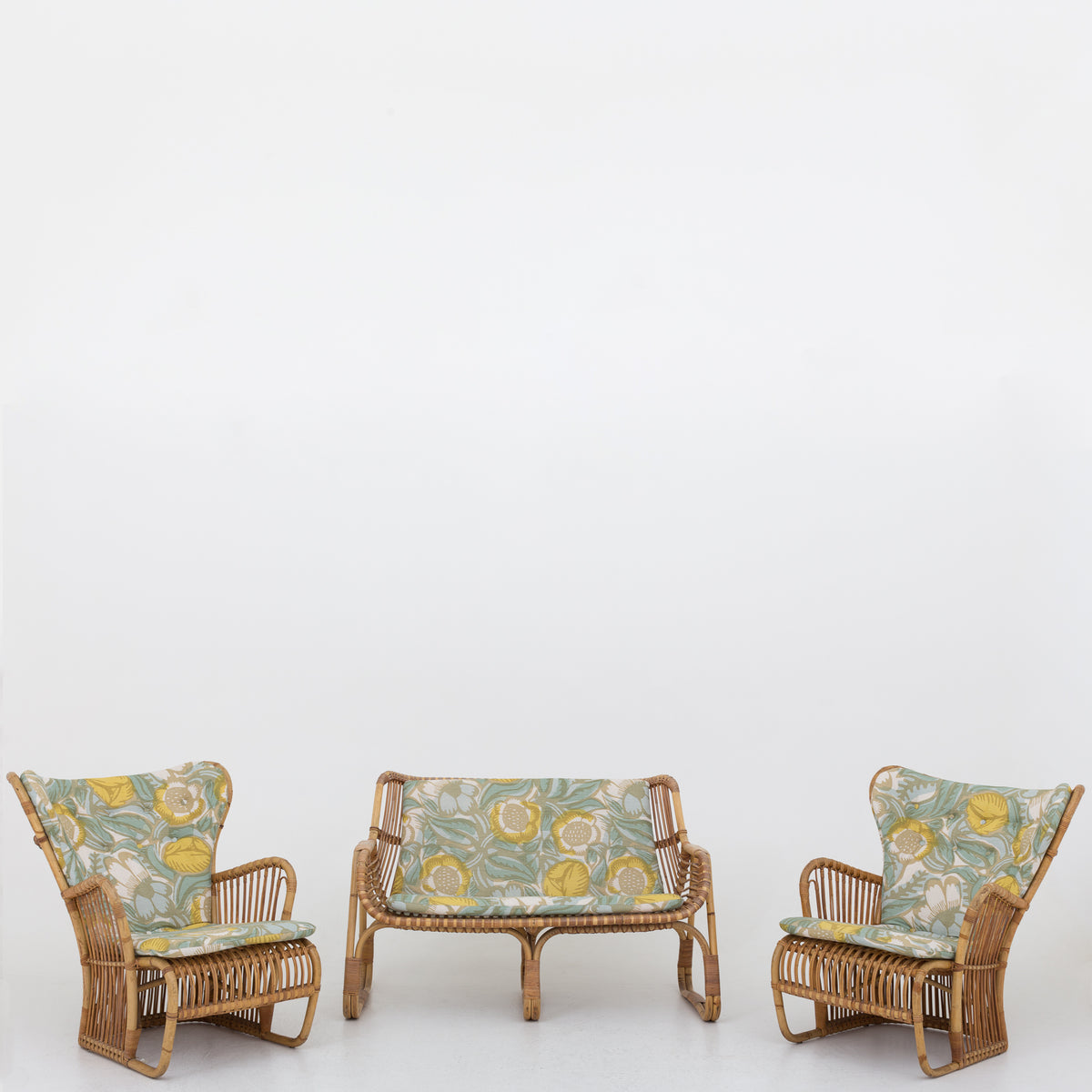 Wicker sofa in bamboo