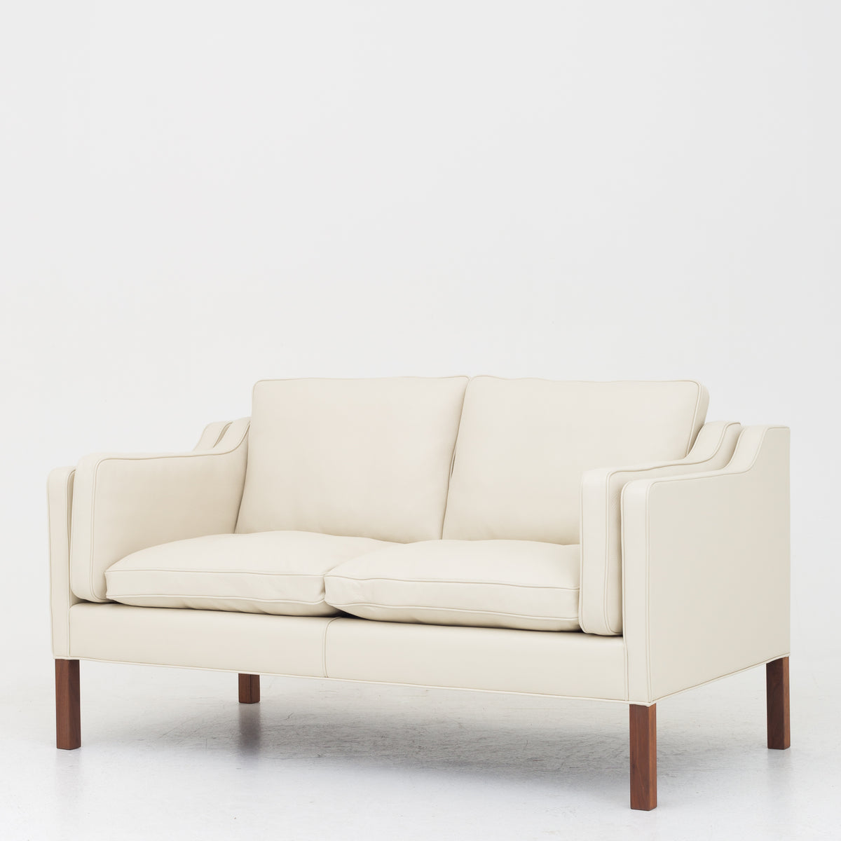 BM 2212 - 2-seater sofa in light leather