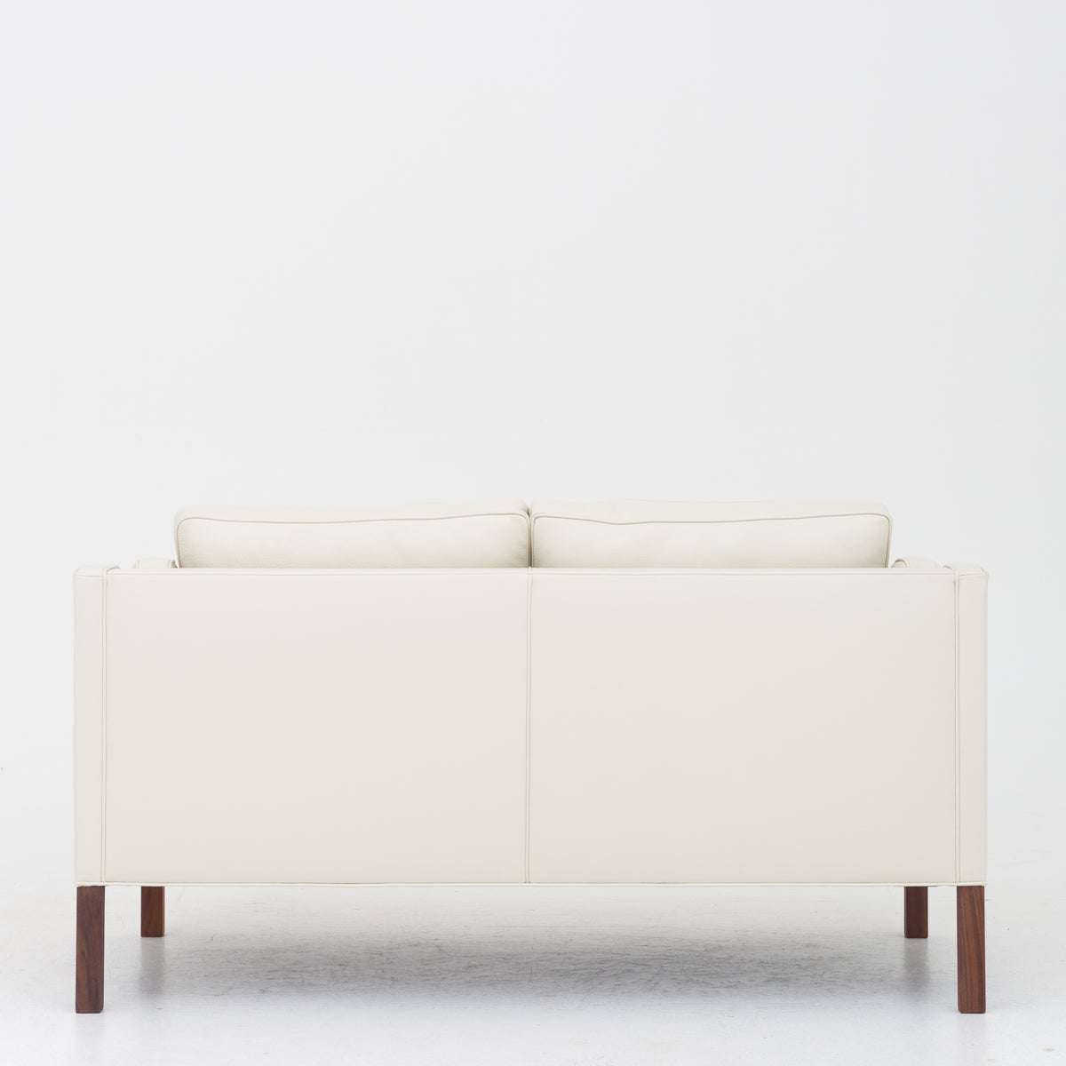 BM 2212 - 2-seater sofa in light leather
