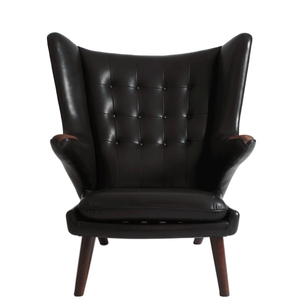 AP 19 - Papa Bear Chair in black leather