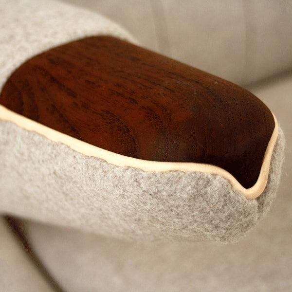 AP 19 - Papa Bear chair in light wool