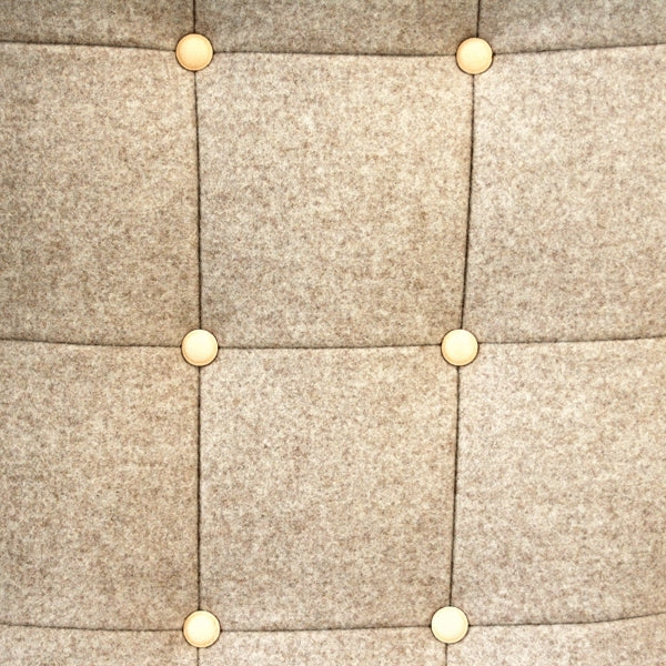 AP 19 - Papa Bear chair in light wool