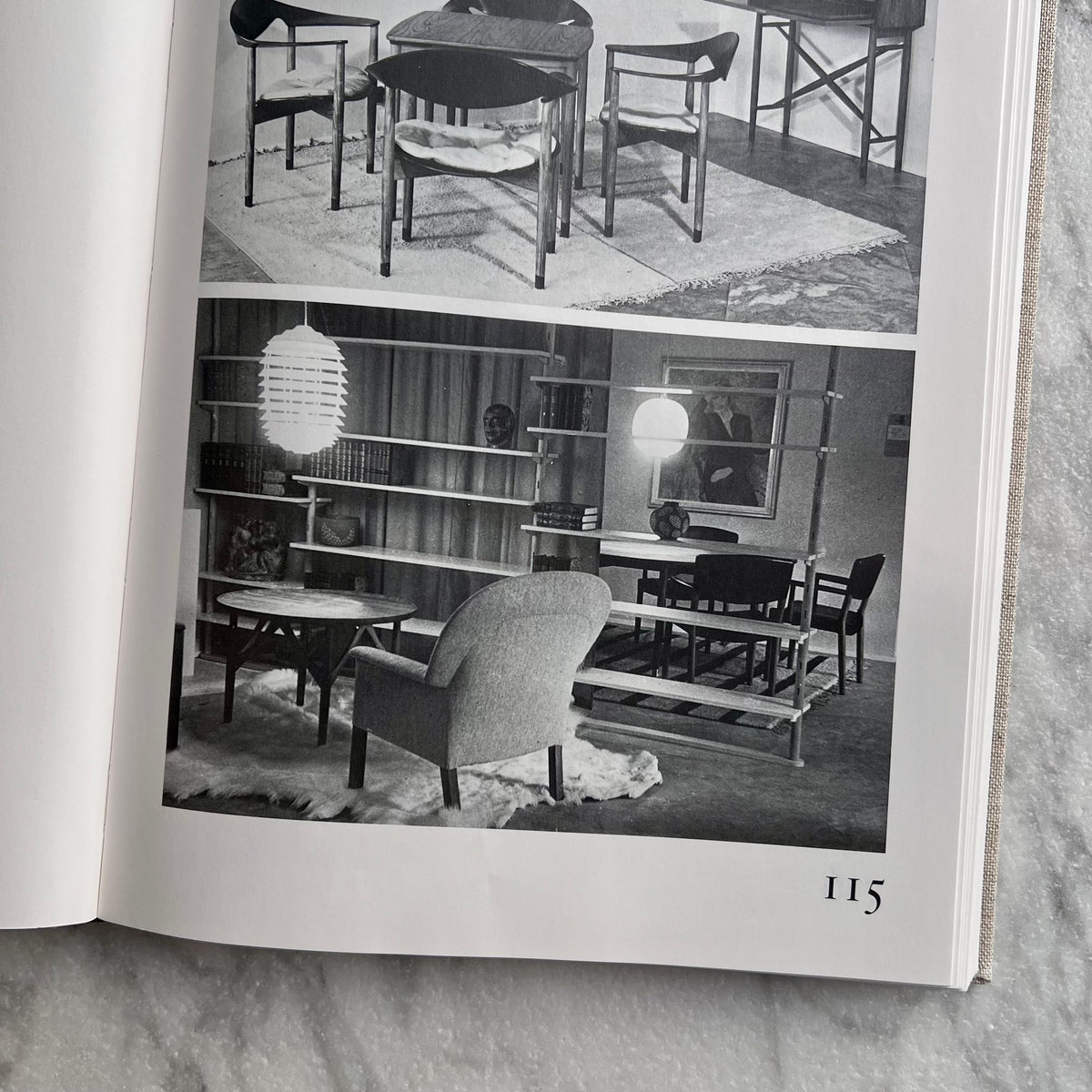 Rare shelf system in teak