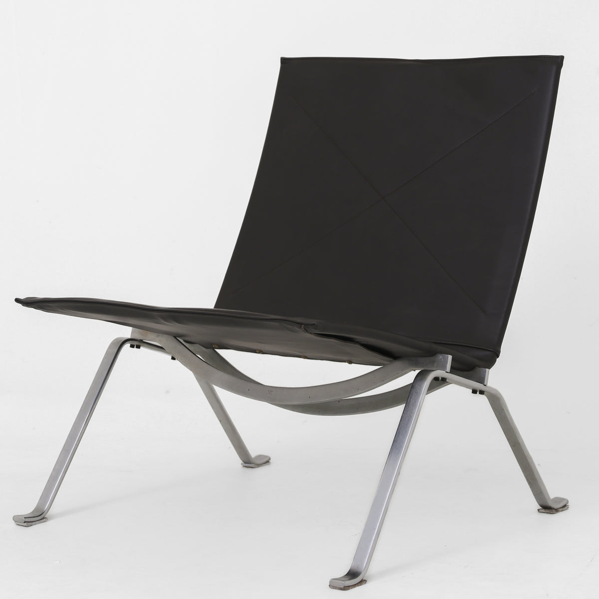 PK 22 - Easy chair in Elegance leather