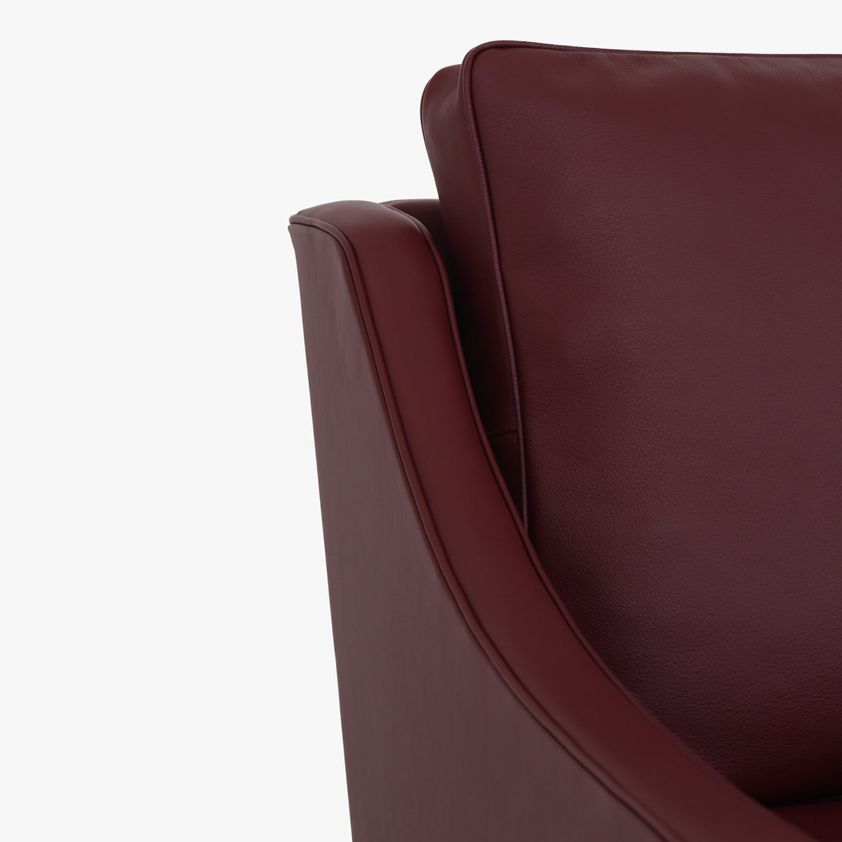 BM 2207 - Easy chair in Prestige wine leather