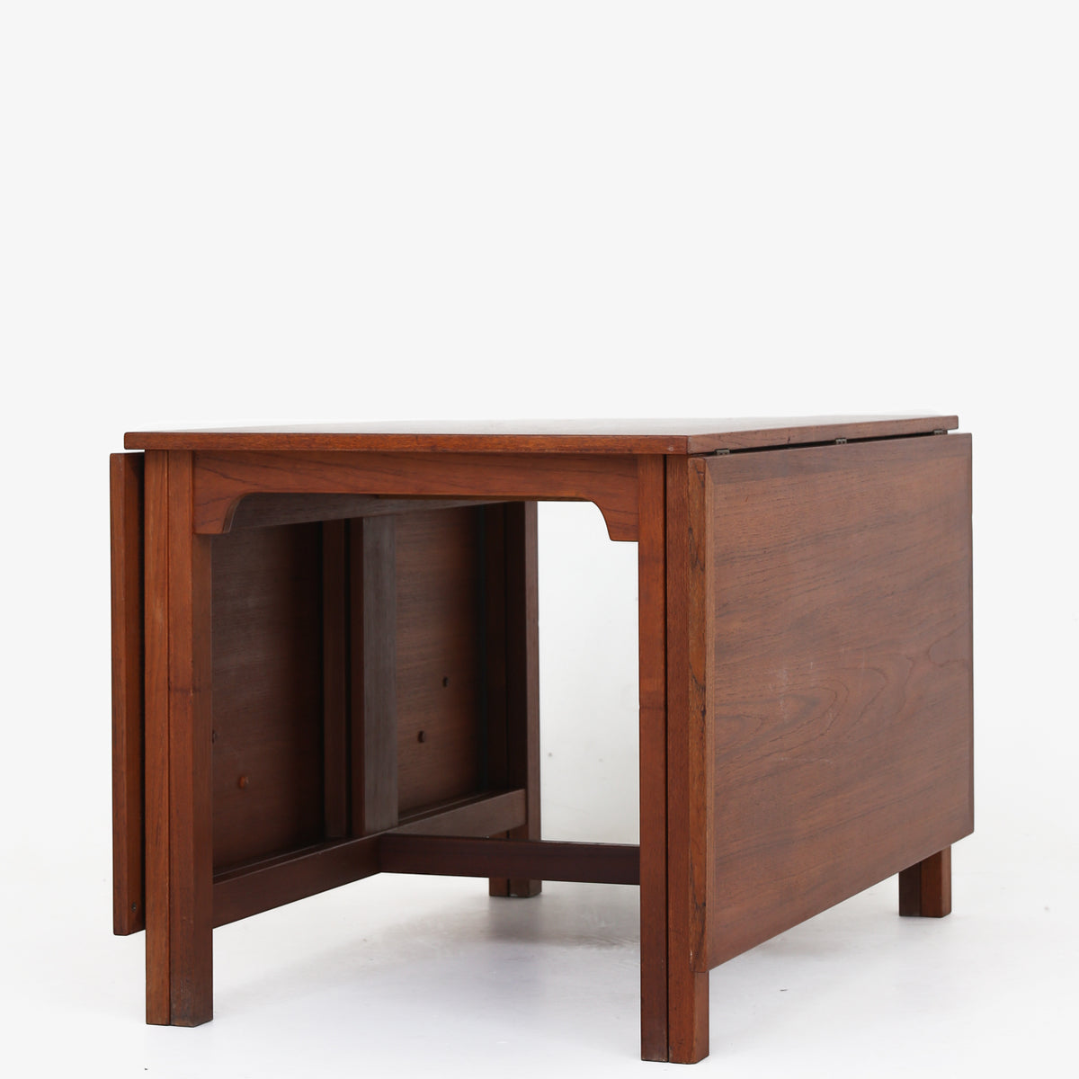 Model 103 - Dining table in teak