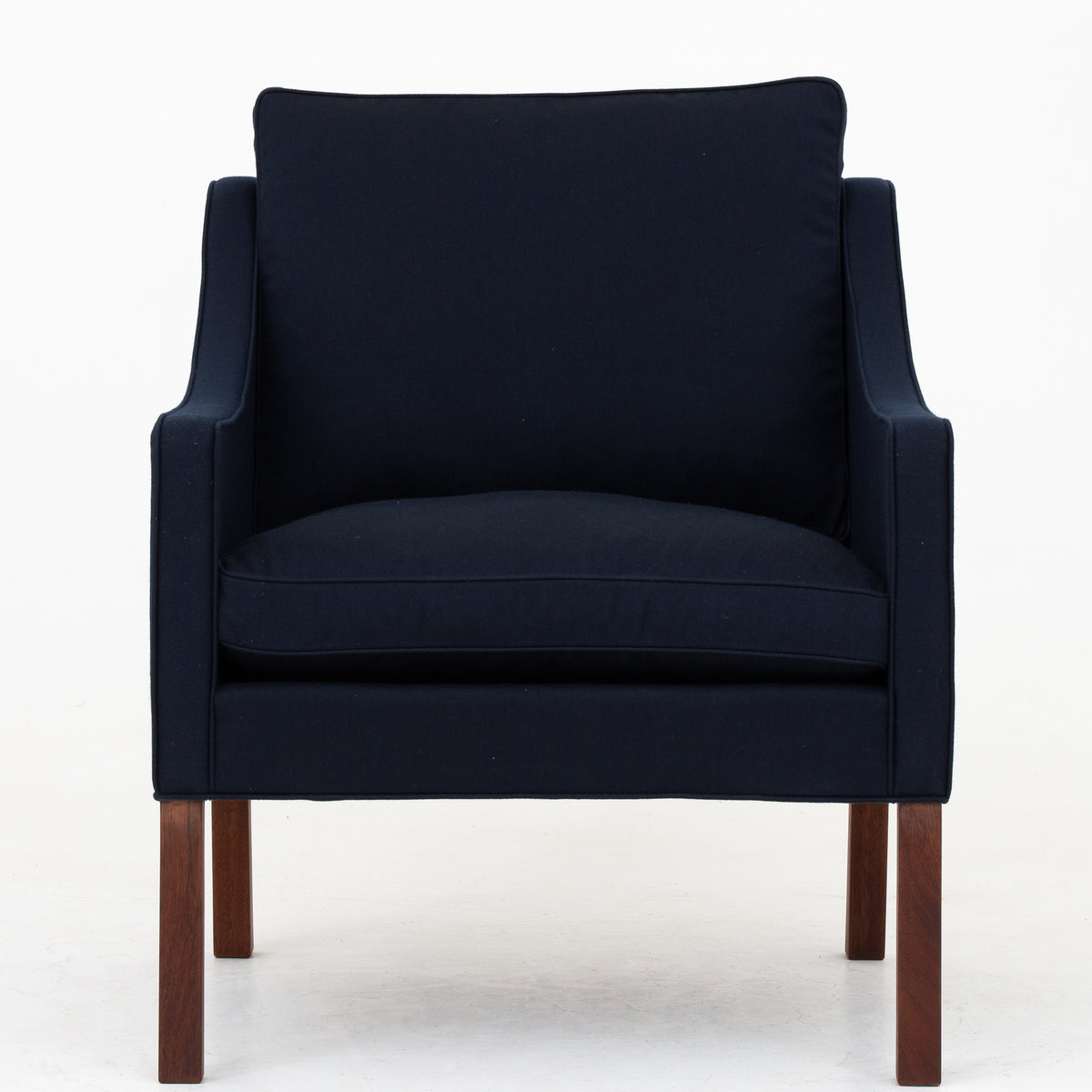 BM 2207 - Easy chair in new textile