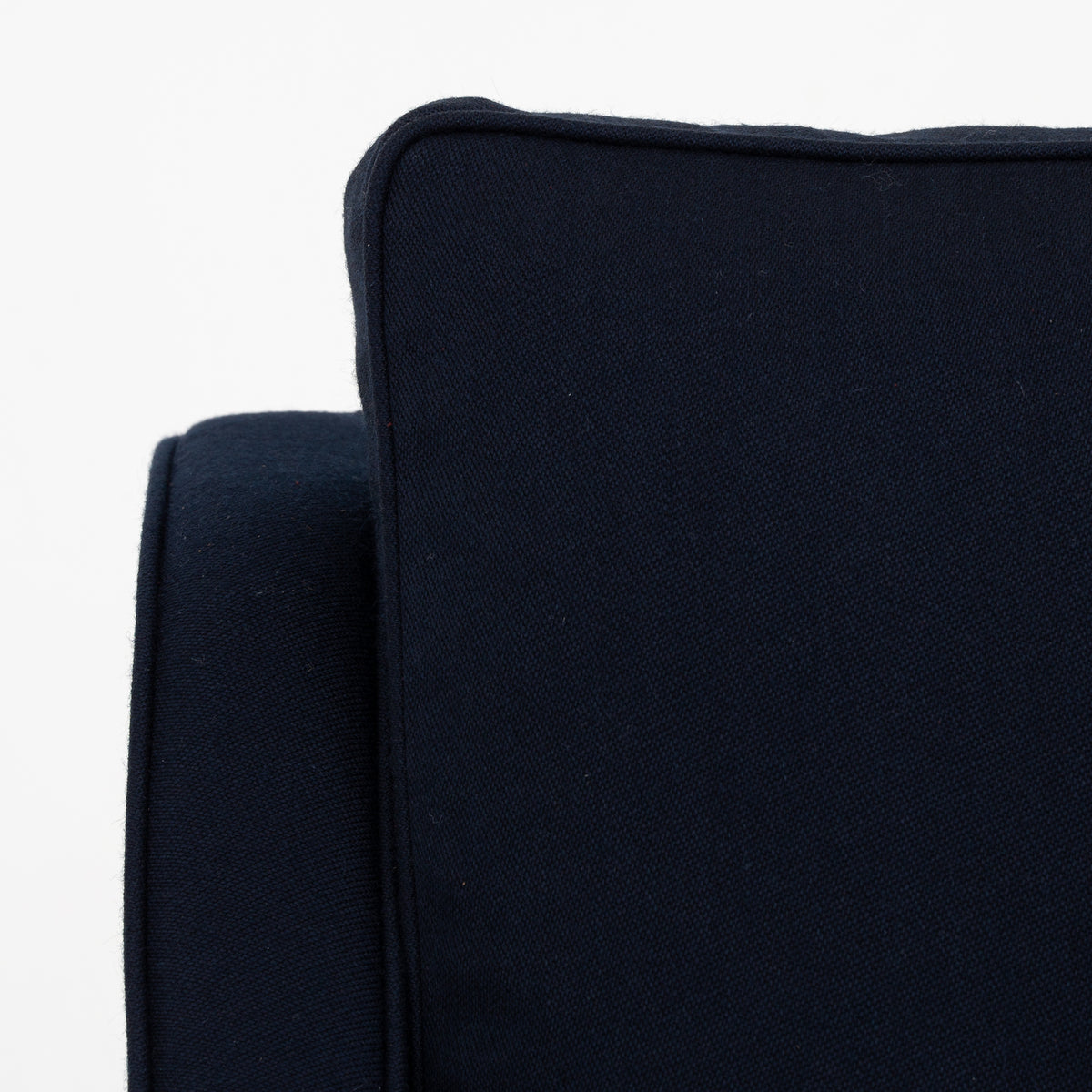 BM 2207 - Easy chair in new textile