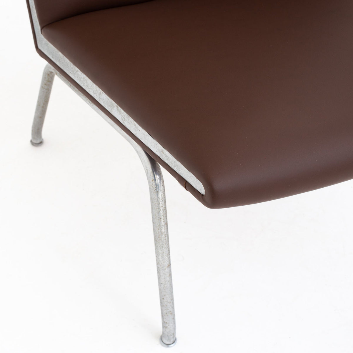 AP 39 - Reupholstered easy chair