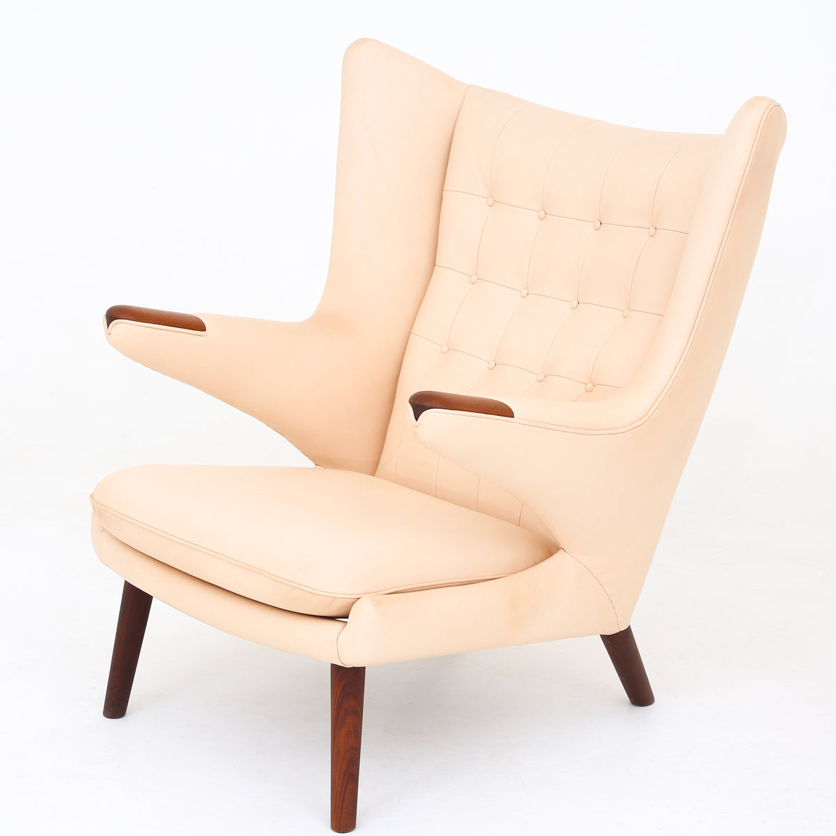 AP 19 - Papa Bear Chair in natural leather