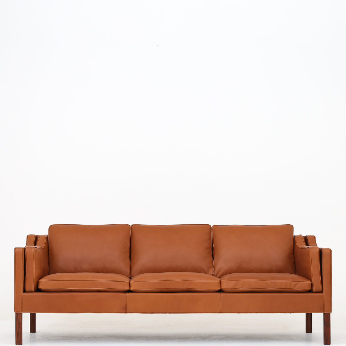 BM 2213 - 3-seater sofa in Elegance Walnut leather