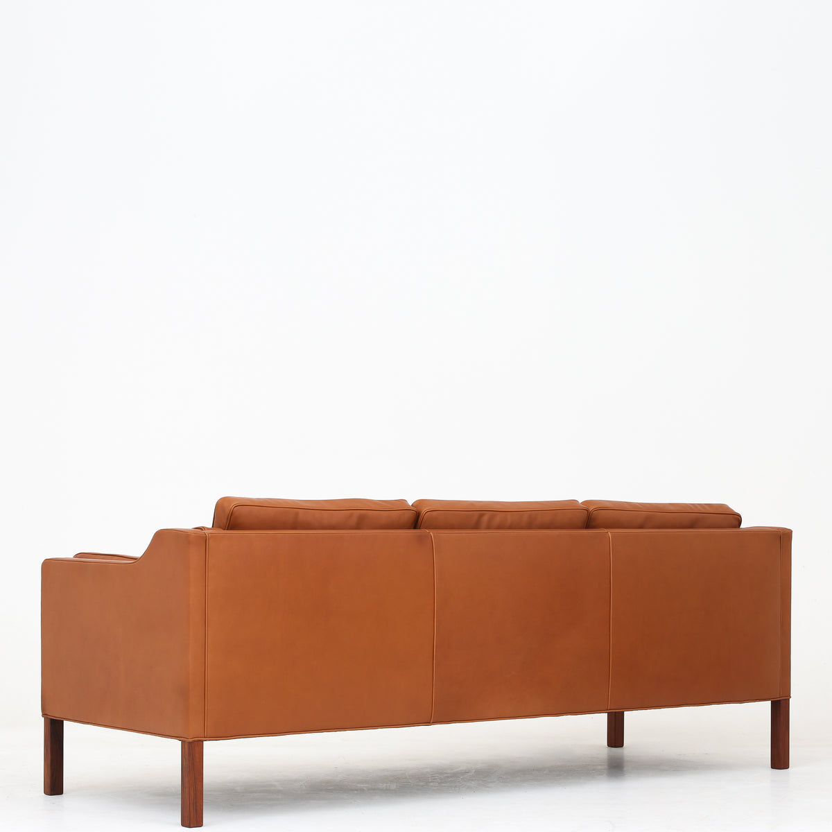 BM 2213 - 3-seater sofa in Elegance Walnut leather