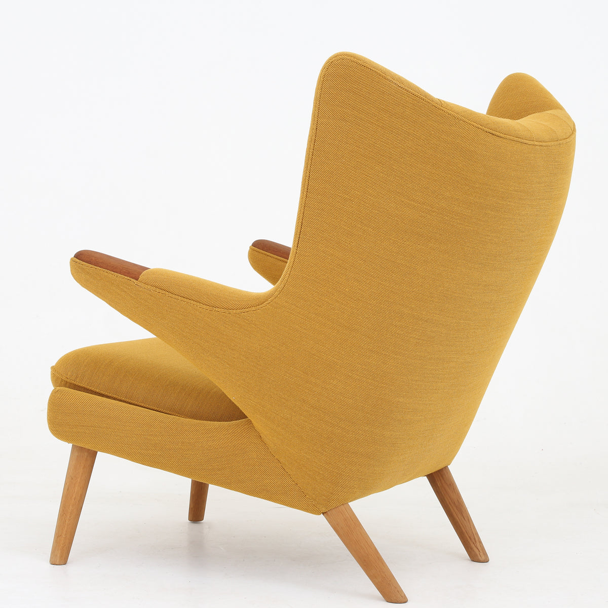 AP 19 - Papa Bear Chair in yellow textile