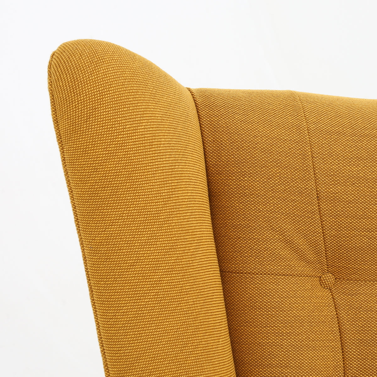 AP 19 - Papa Bear Chair in yellow textile