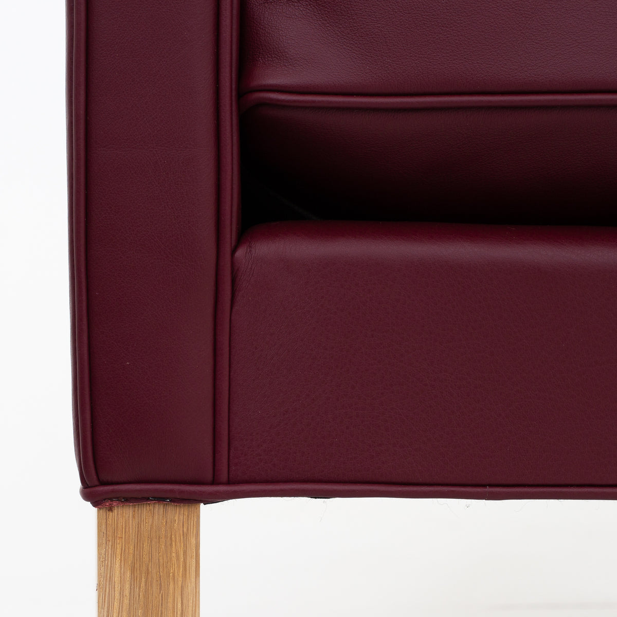 BM 2204 - Wingback Chair in wine red leather
