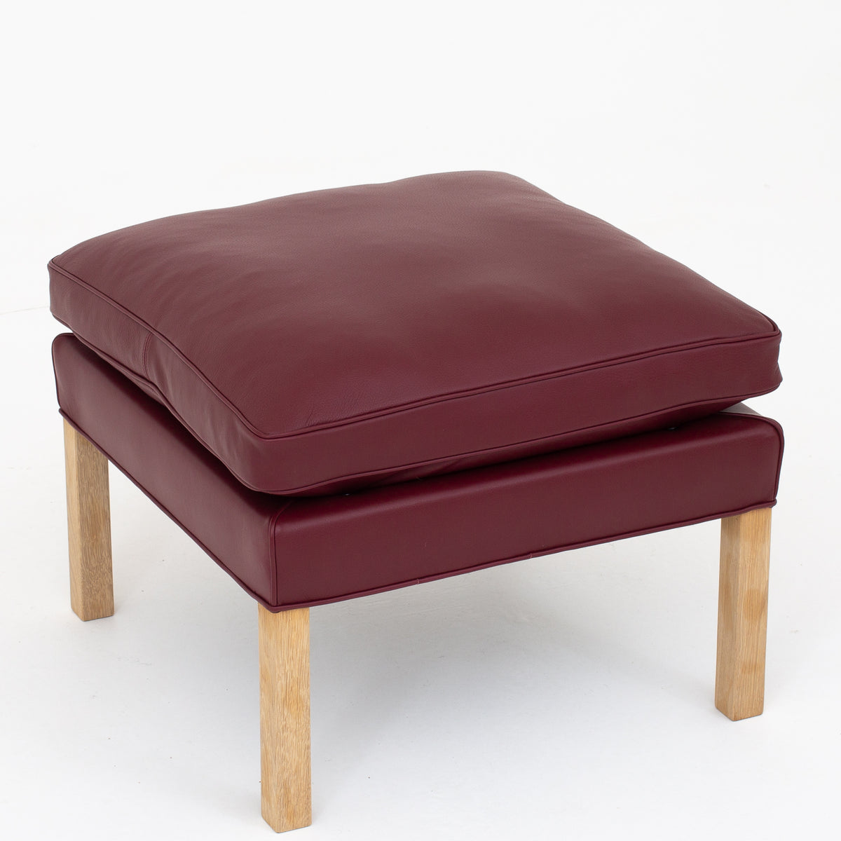 BM 2202 - Foot stool in Prestige