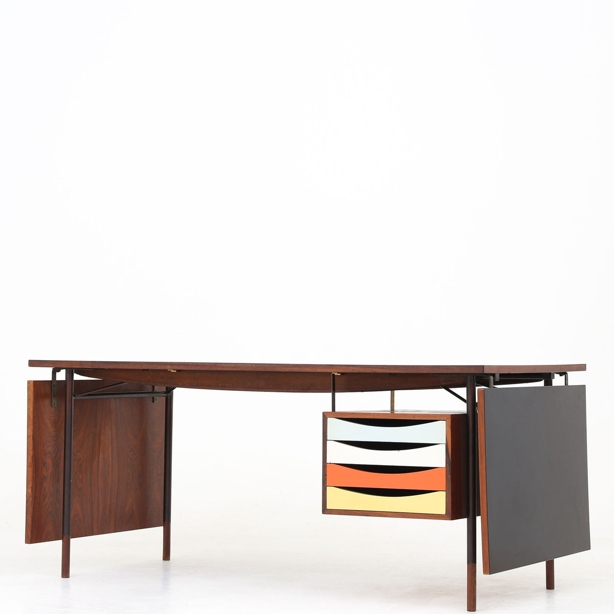 BO 69 - Rare work table