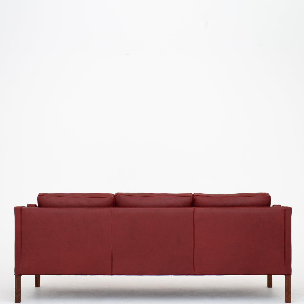 BM 2213 - 3-seater in Elegance Indian Red