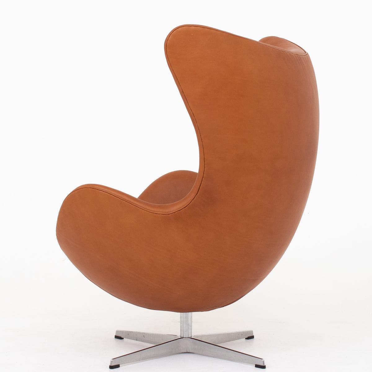 AJ 3316 - 'The Egg' in Elegance Walnut
