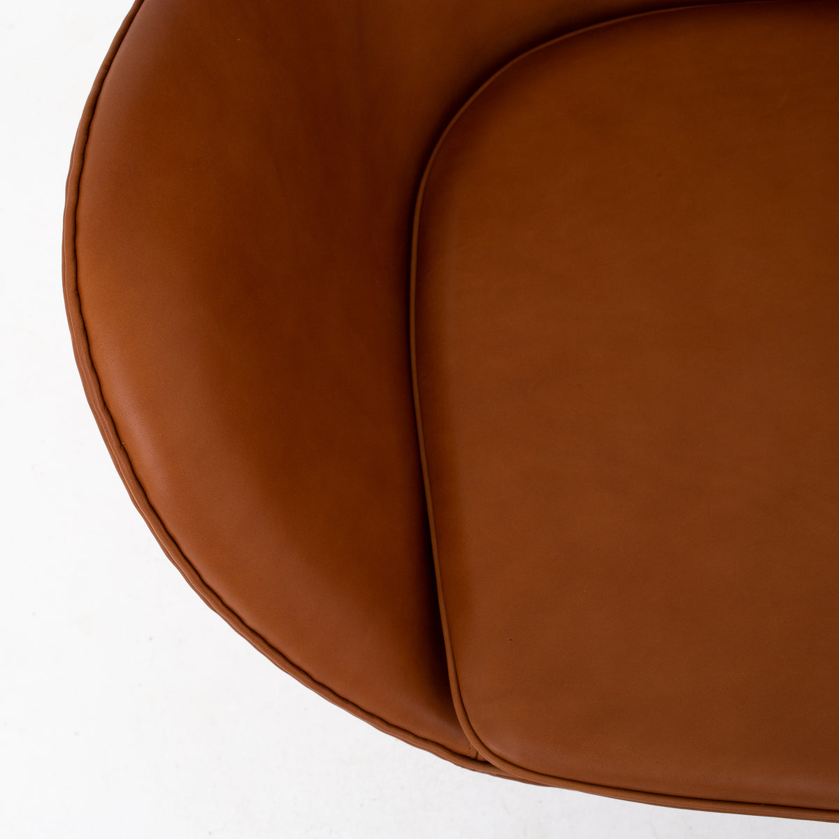 AJ 3316 - 'The Egg' in Elegance Walnut