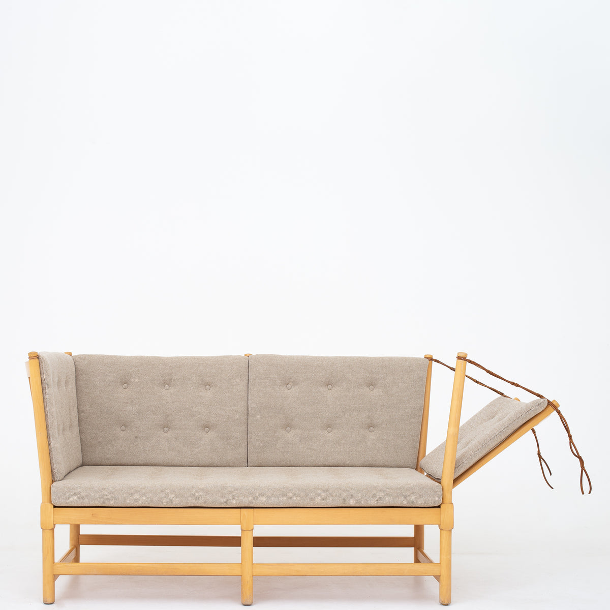 BM 1789 - Spoke-back sofa