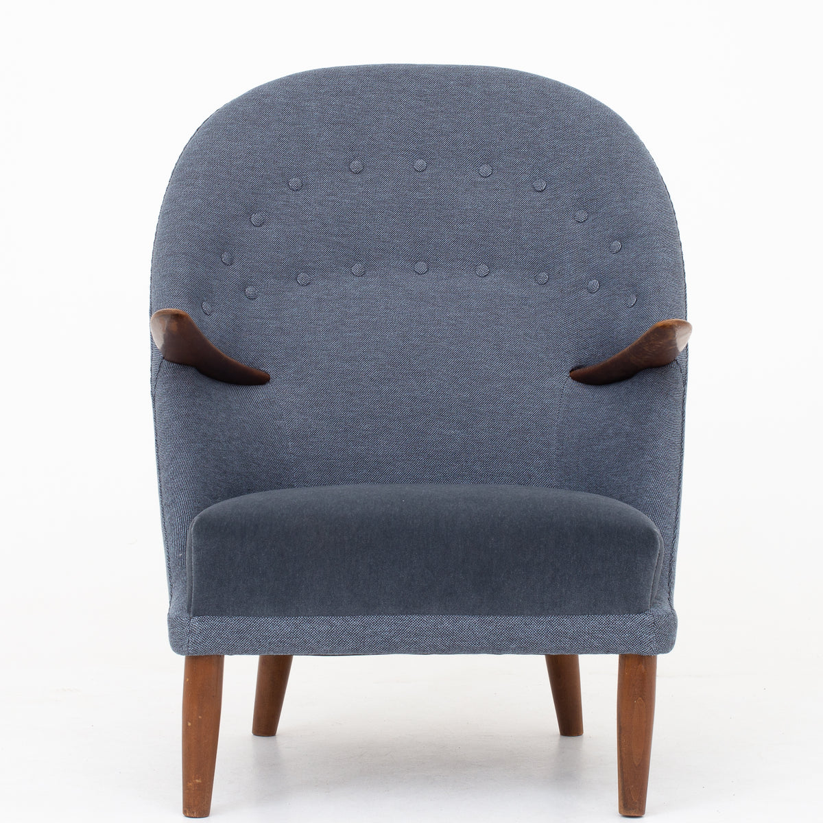 Easy chair in new wool