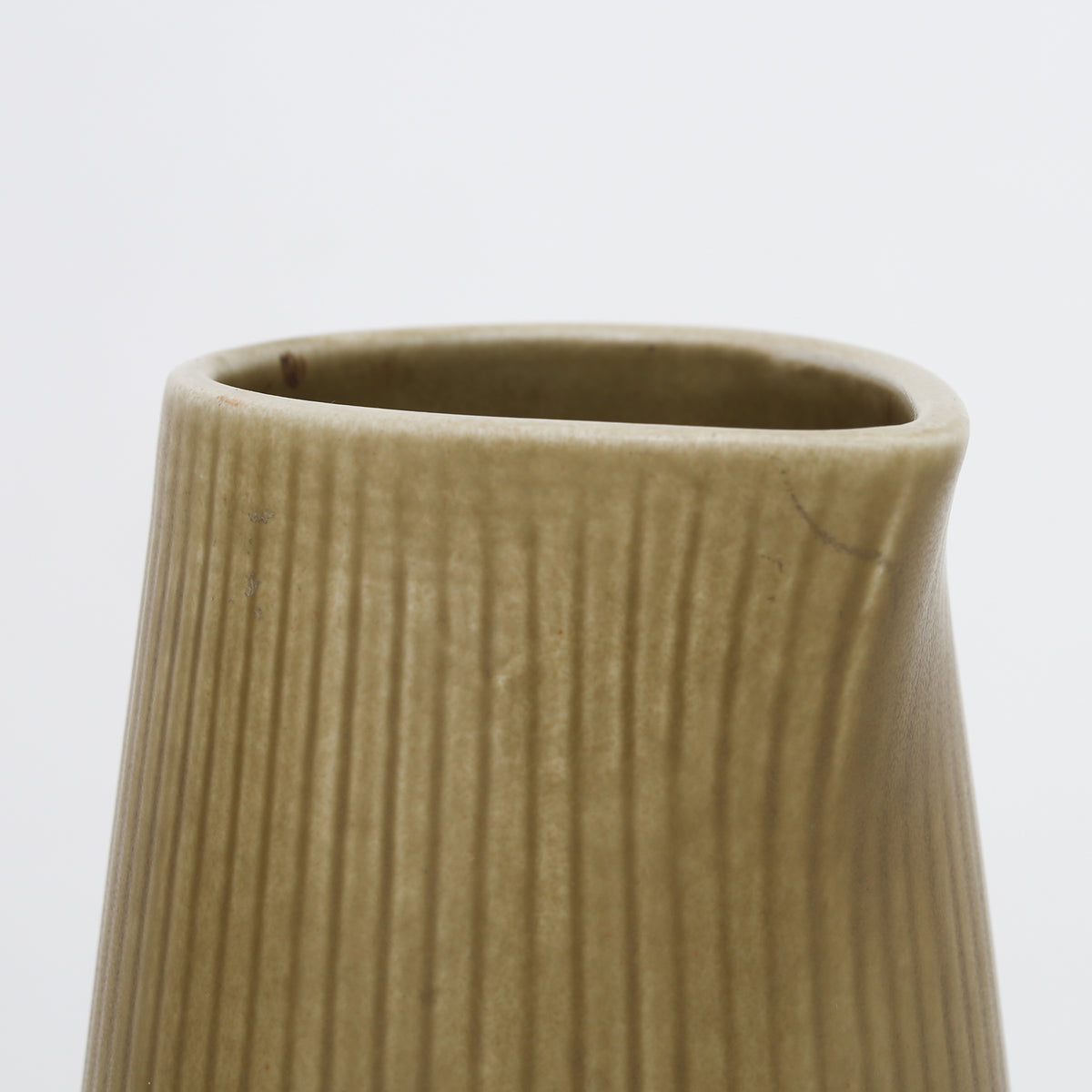 Ritzi vase in stoneware