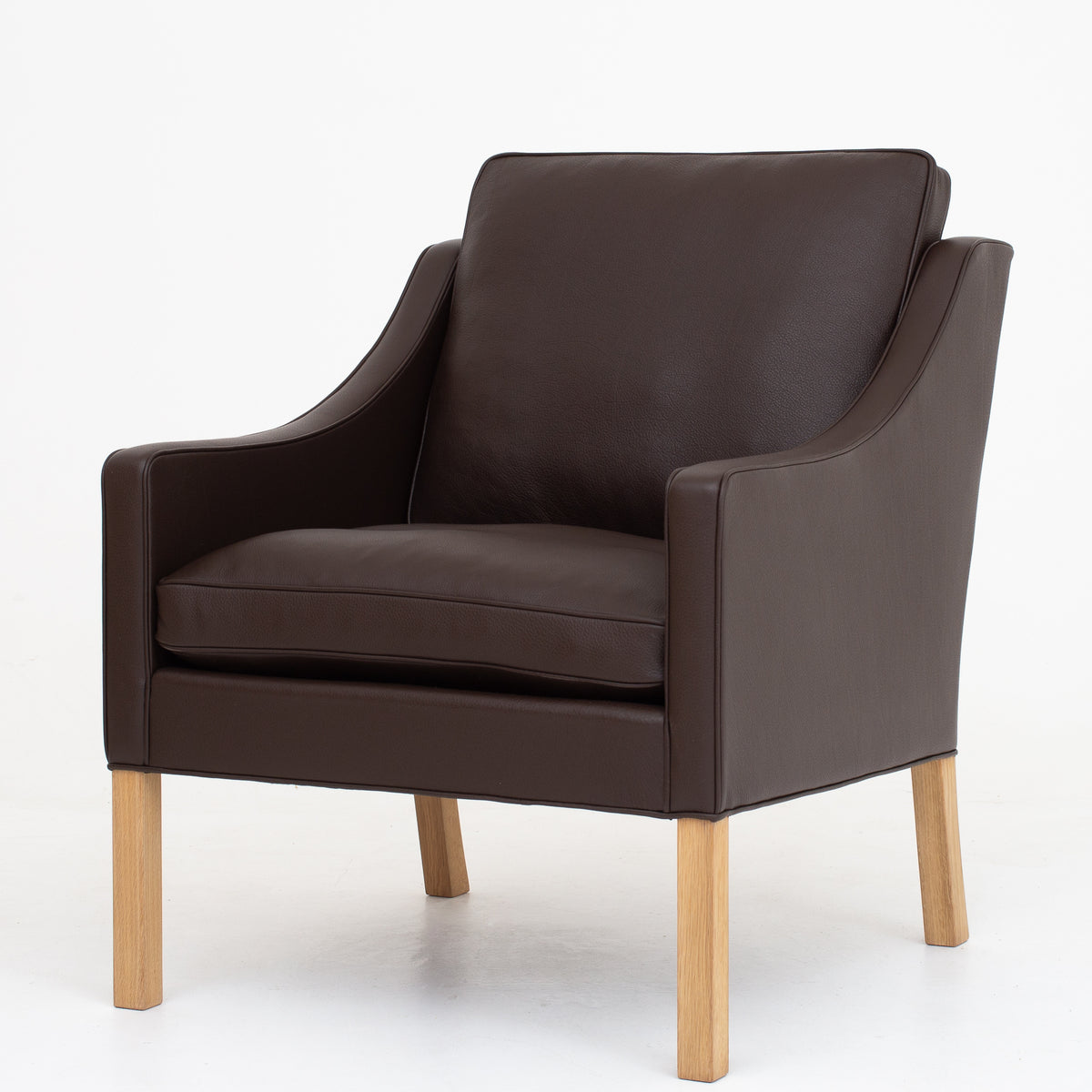 BM 2207 - Easy chair in Prestige