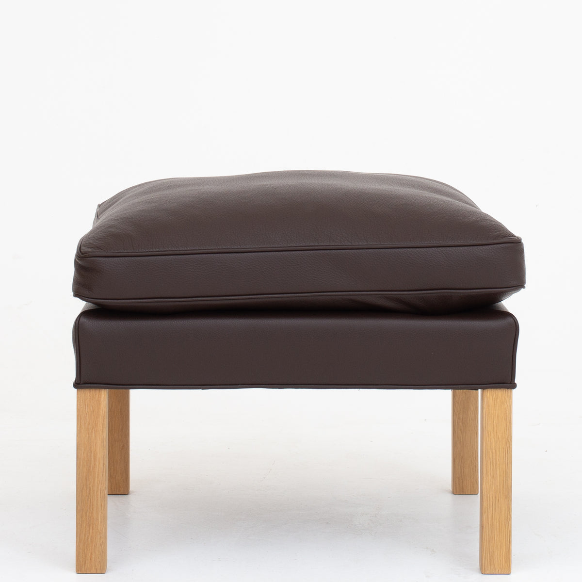 BM 2202 - Foot stool in Prestige Coffee