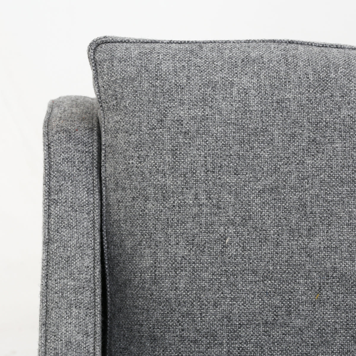 BM 2207 - Easy chair in new textile