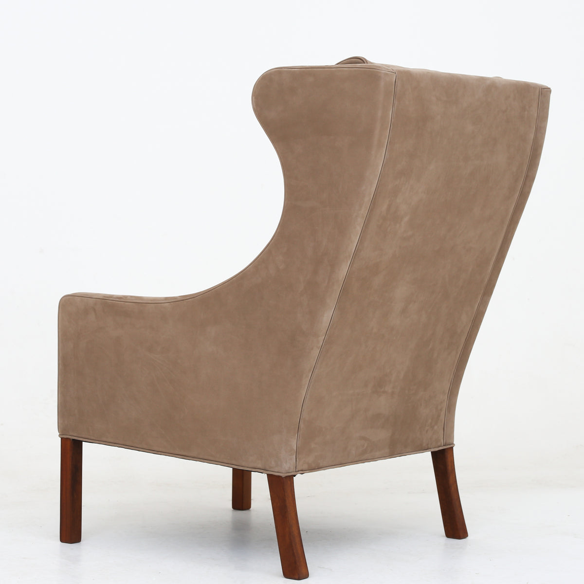 BM 2204 - 'Wing-back chair' in Royal Nubuck