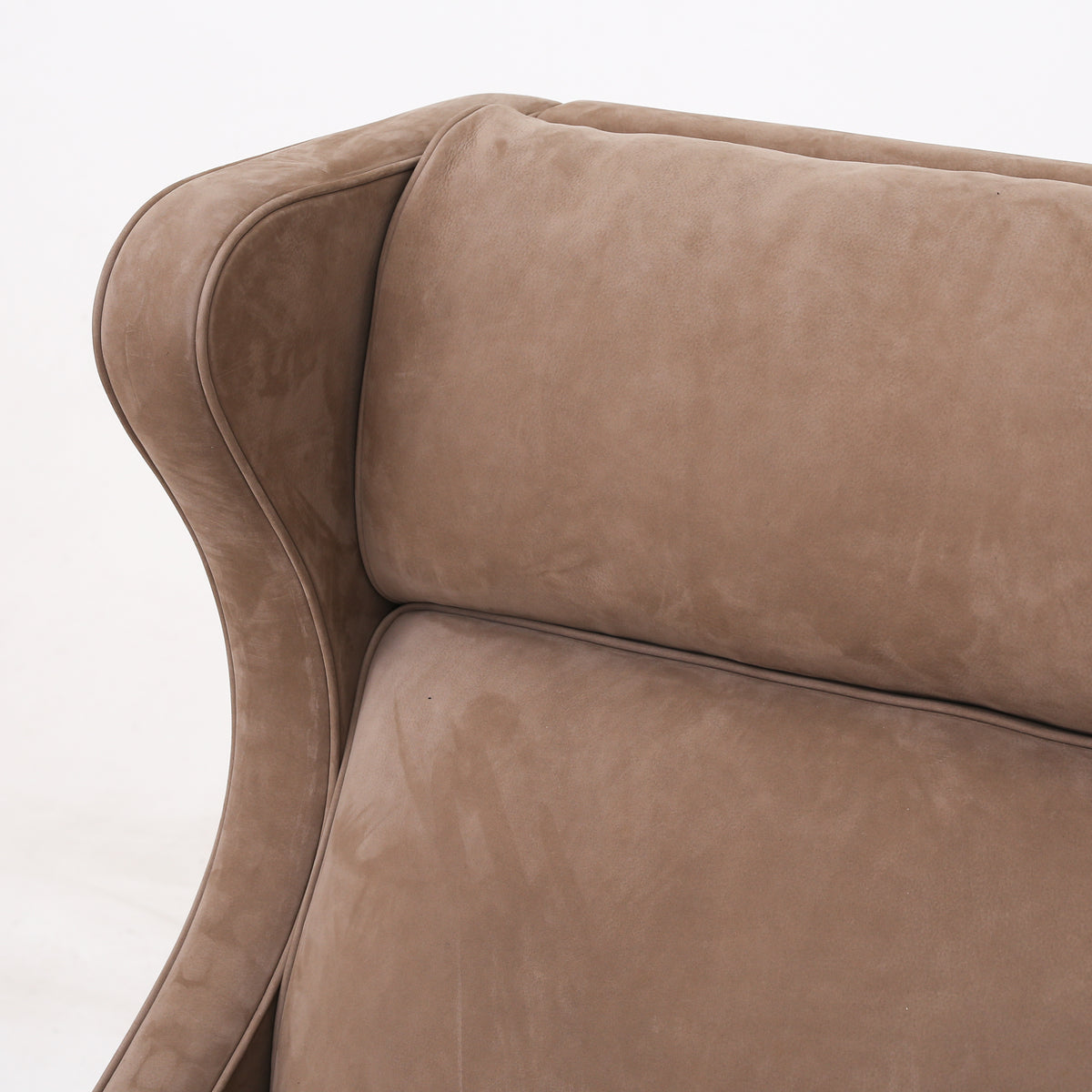 BM 2204 - 'Wing-back chair' in Royal Nubuck