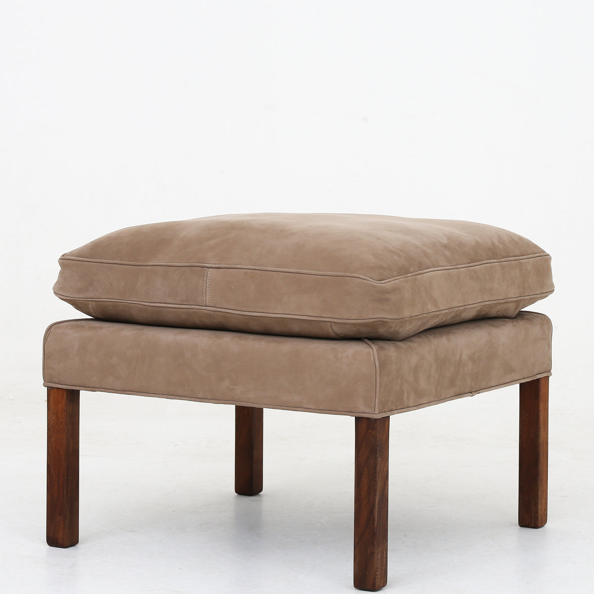 BM 2202 - Foot stool in Royal Nubuck