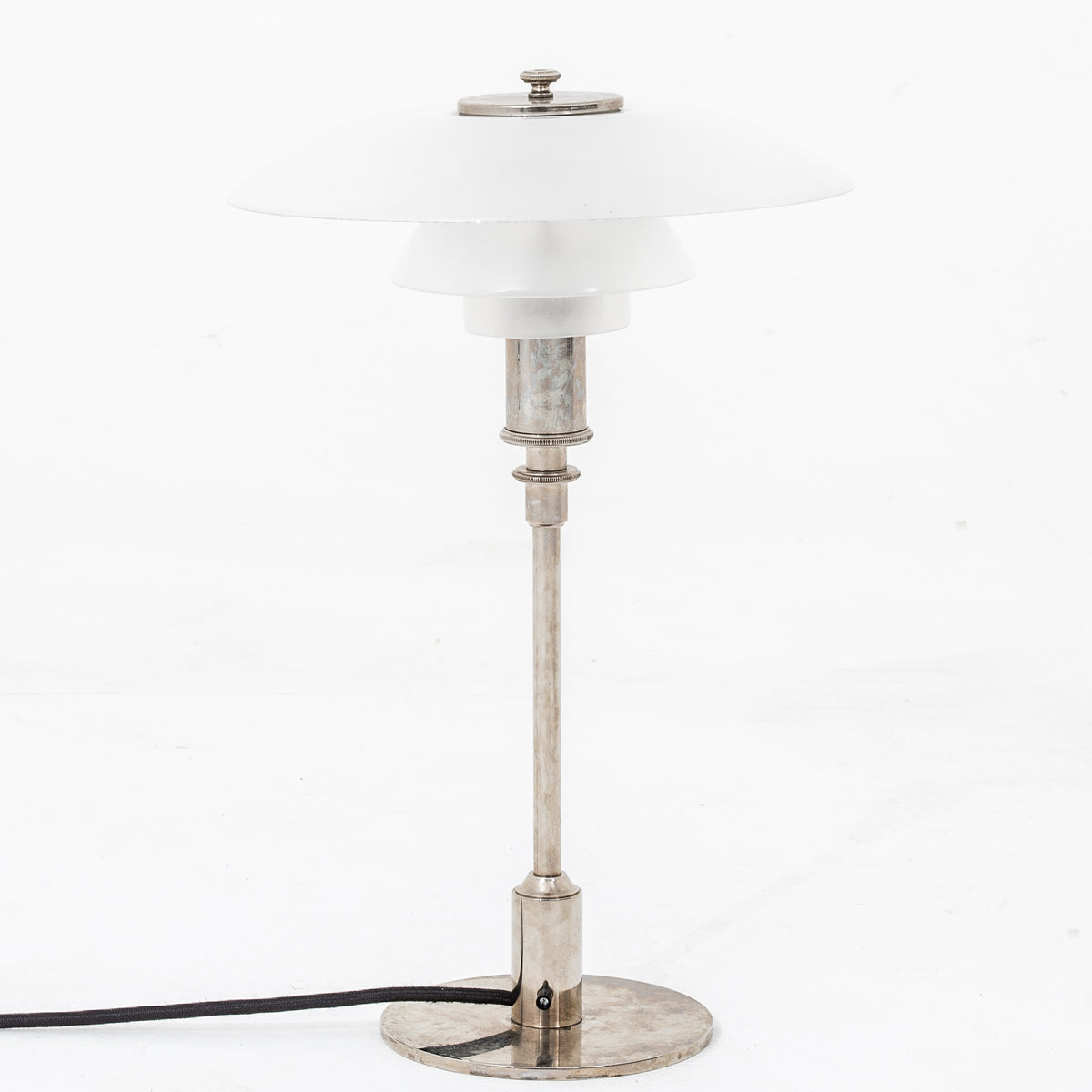 PH 3/2 - Table lamp in metal