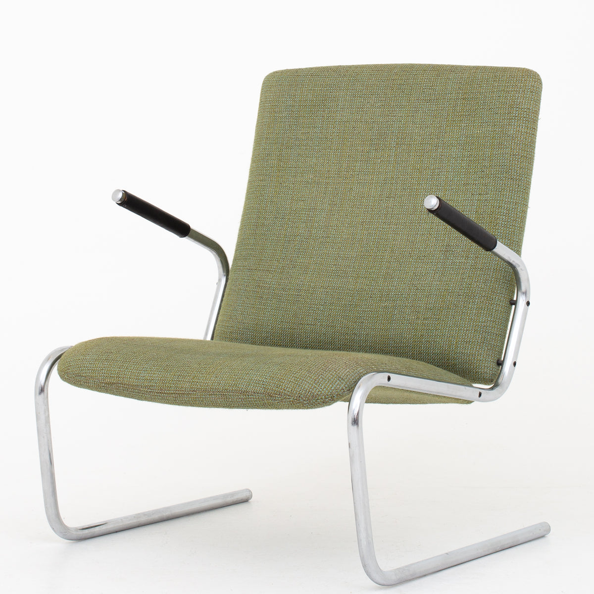 Easy chair in wool
