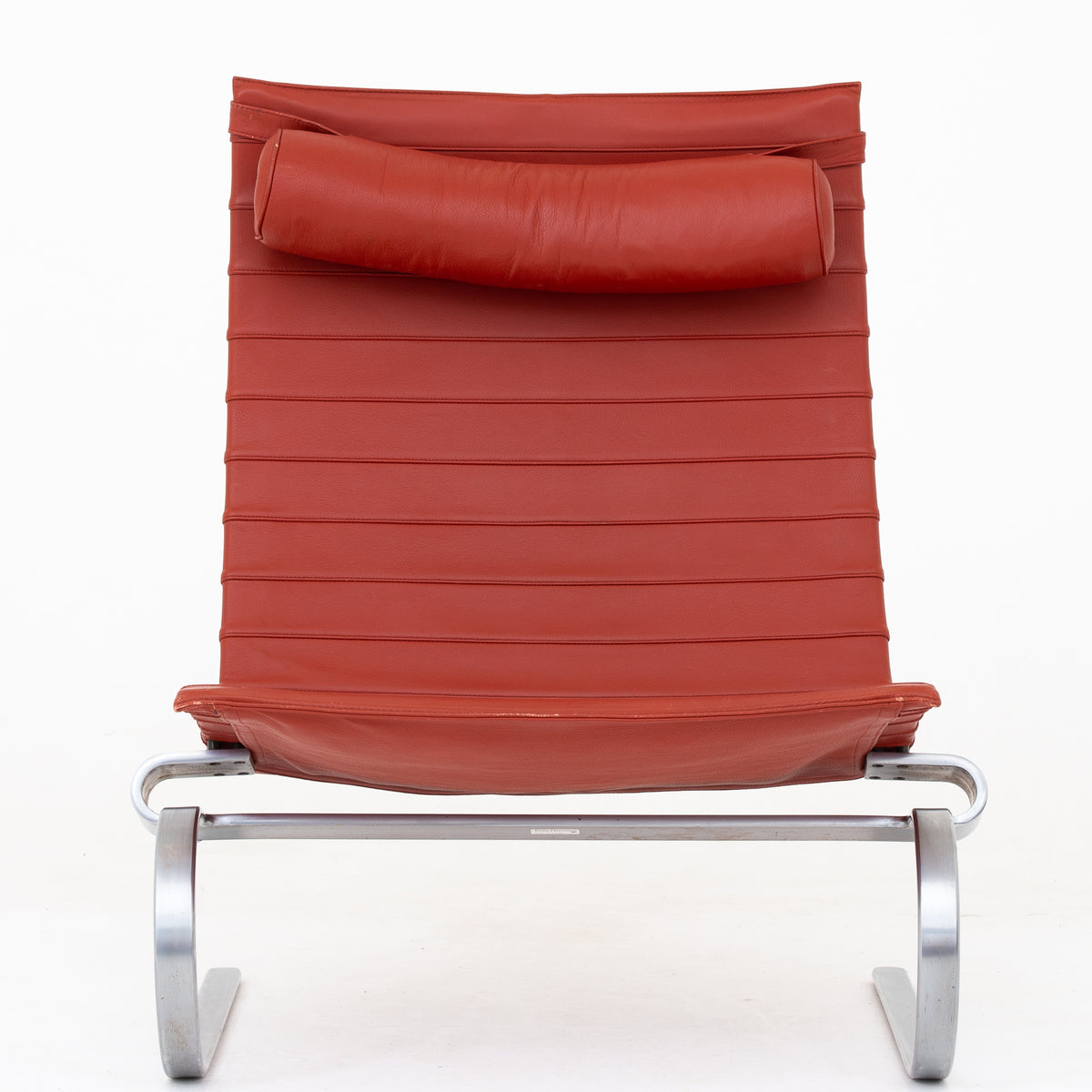 PK 20 - Easy chair with red leather