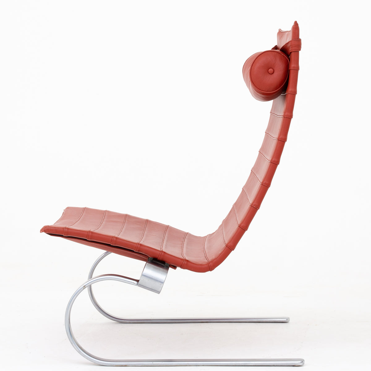 PK 20 - Easy chair with red leather